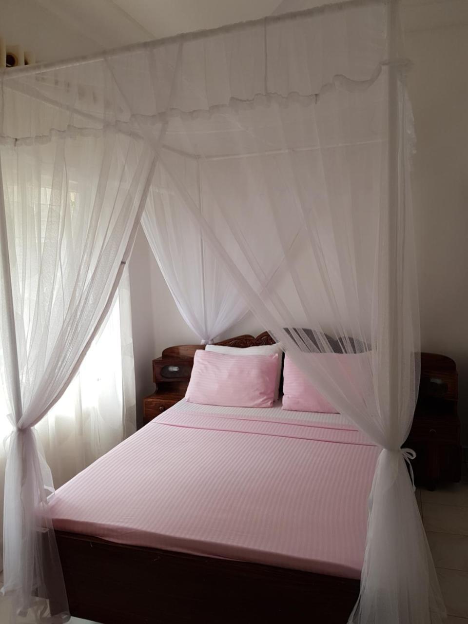 Lotus Villa Bentota Exterior foto